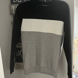 Denim&Flower Crew neck sweater size